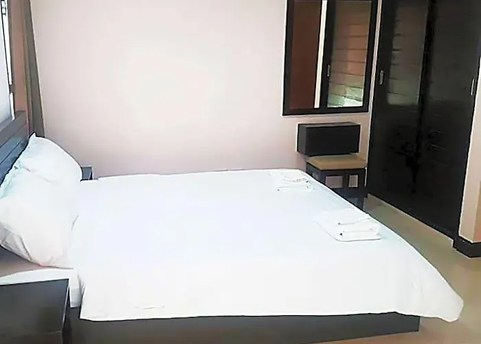 Mok Mek 72 بيت ضيافة 3*
